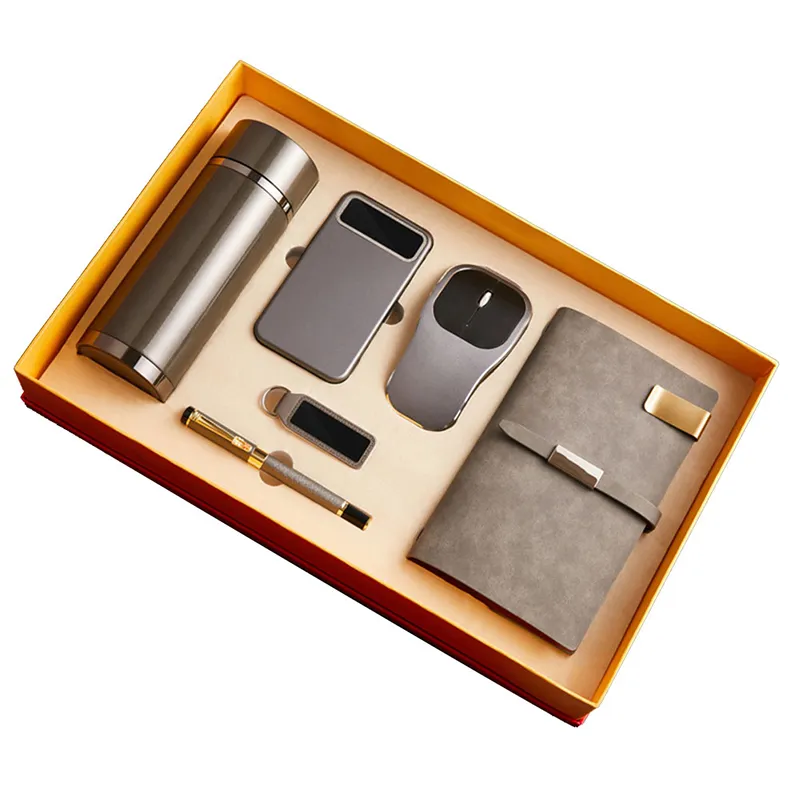 Gift Set พรีเมี่ยม (ชุดเซ็ทไอที 6 IN 1) (GIF-00735)